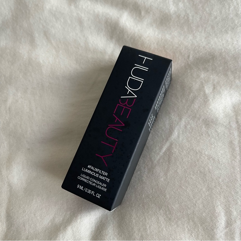 4.5G Huda Beauty Faux Filter Concealer